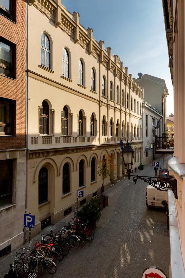 Apartment Kz Szimpla Krt *